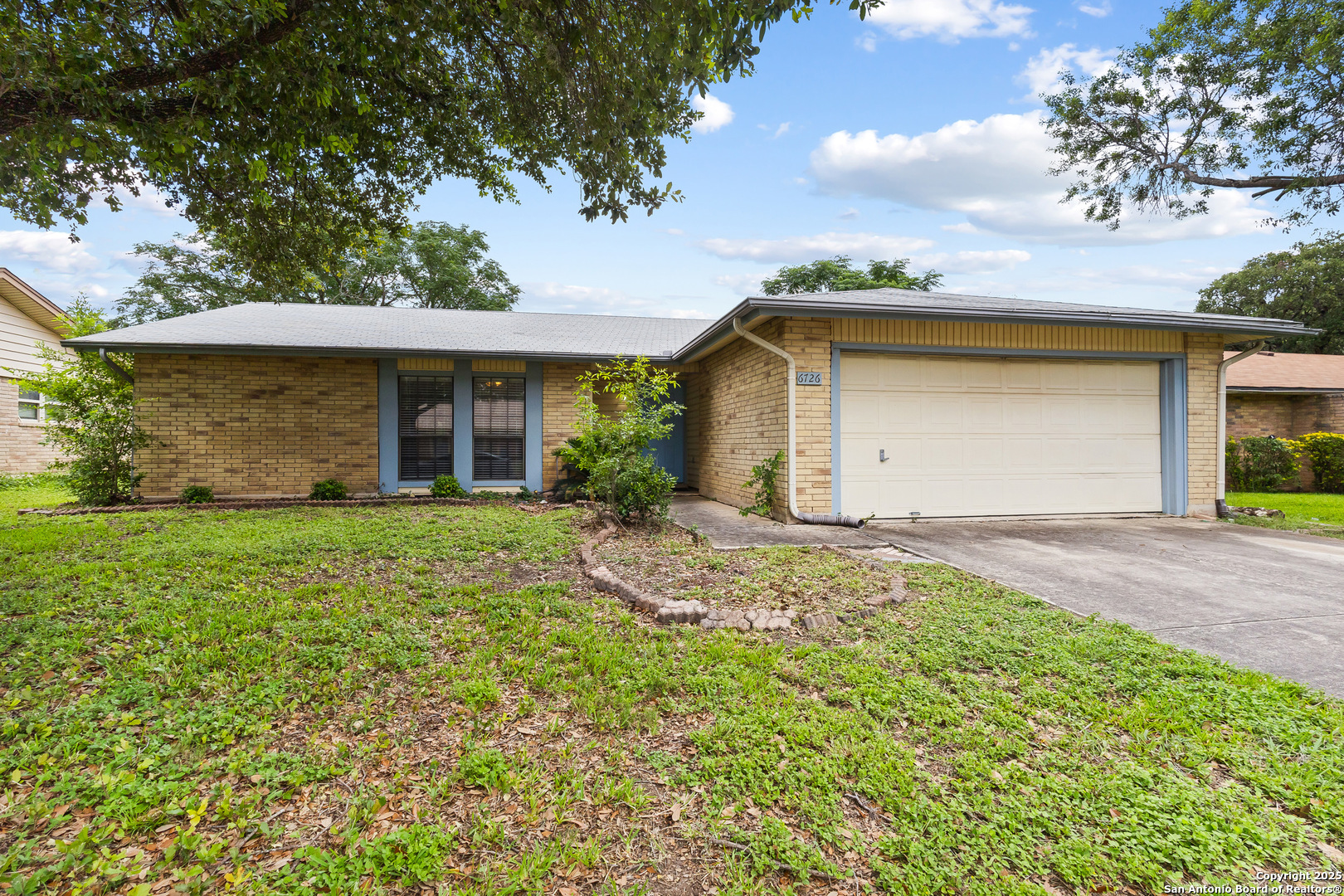 6726 Country Field San Antonio TX 78240