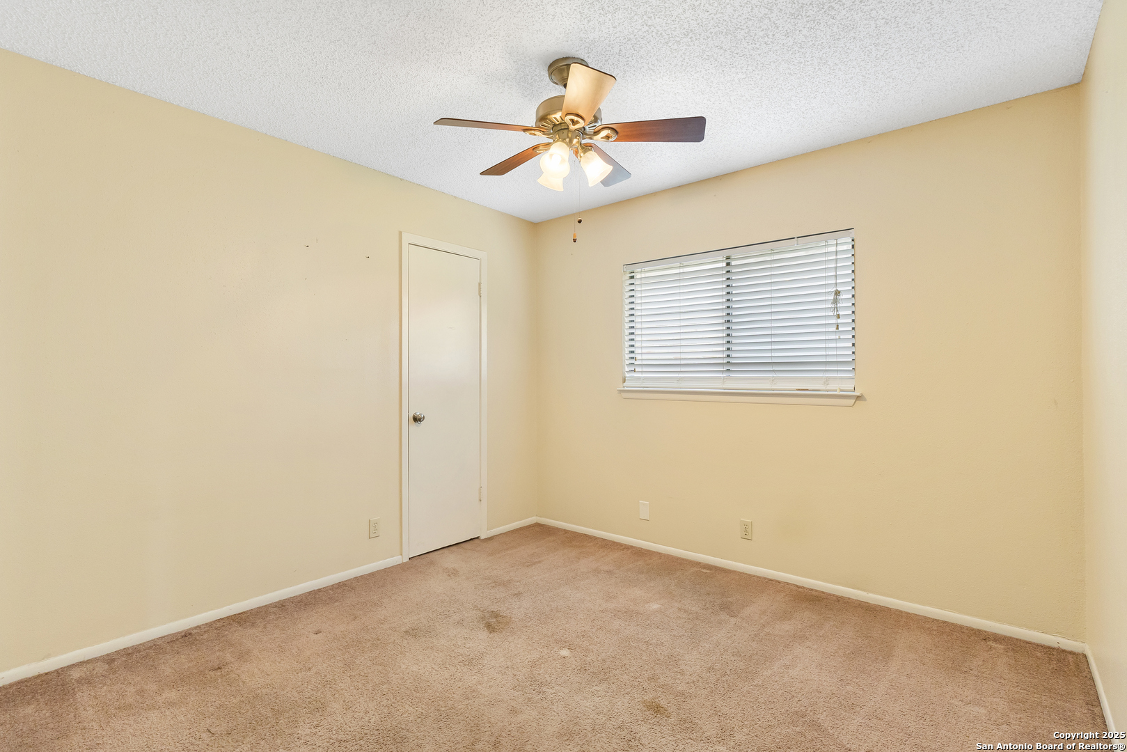 6726 Country Field San Antonio TX 78240