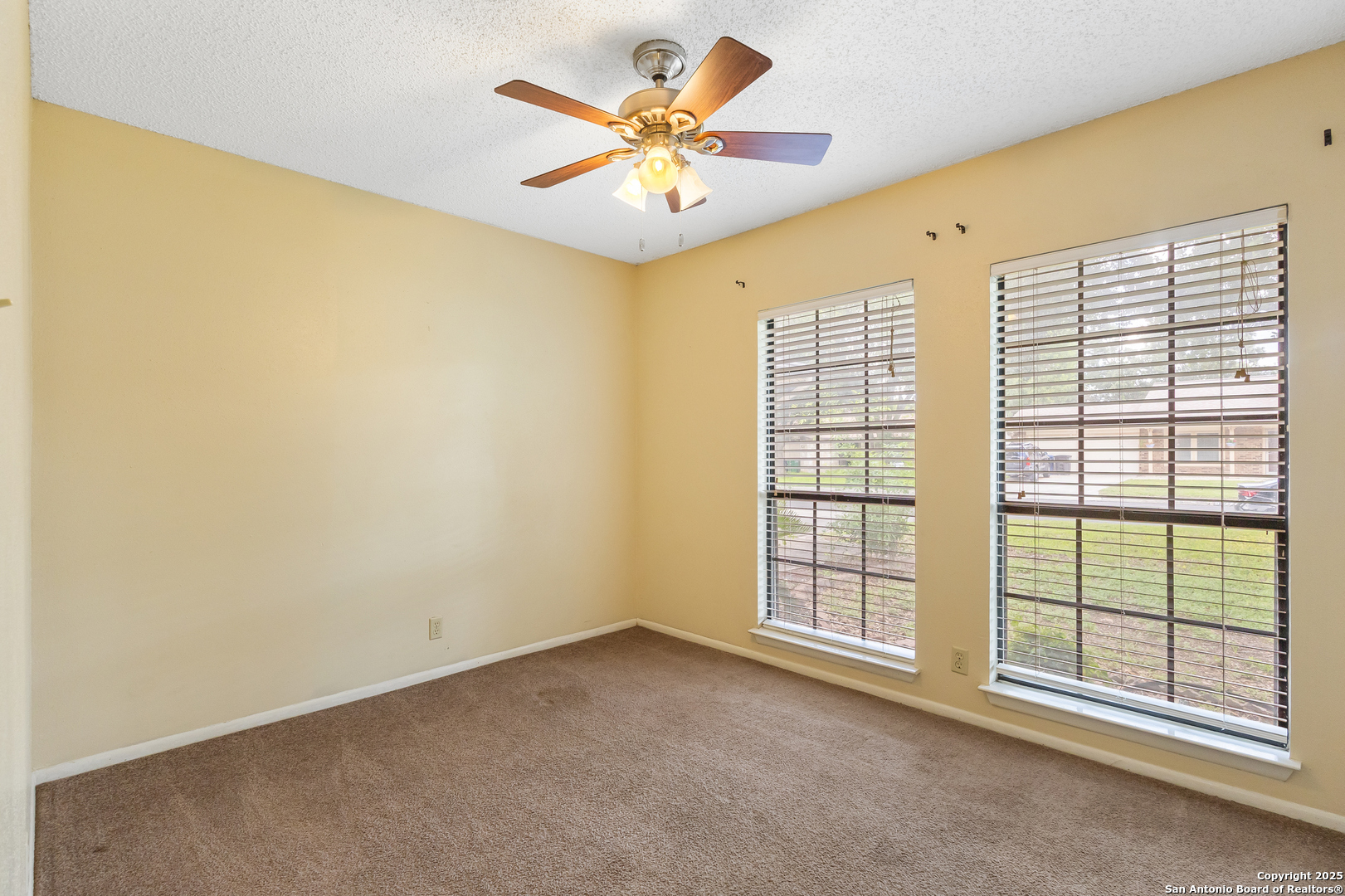 6726 Country Field San Antonio TX 78240