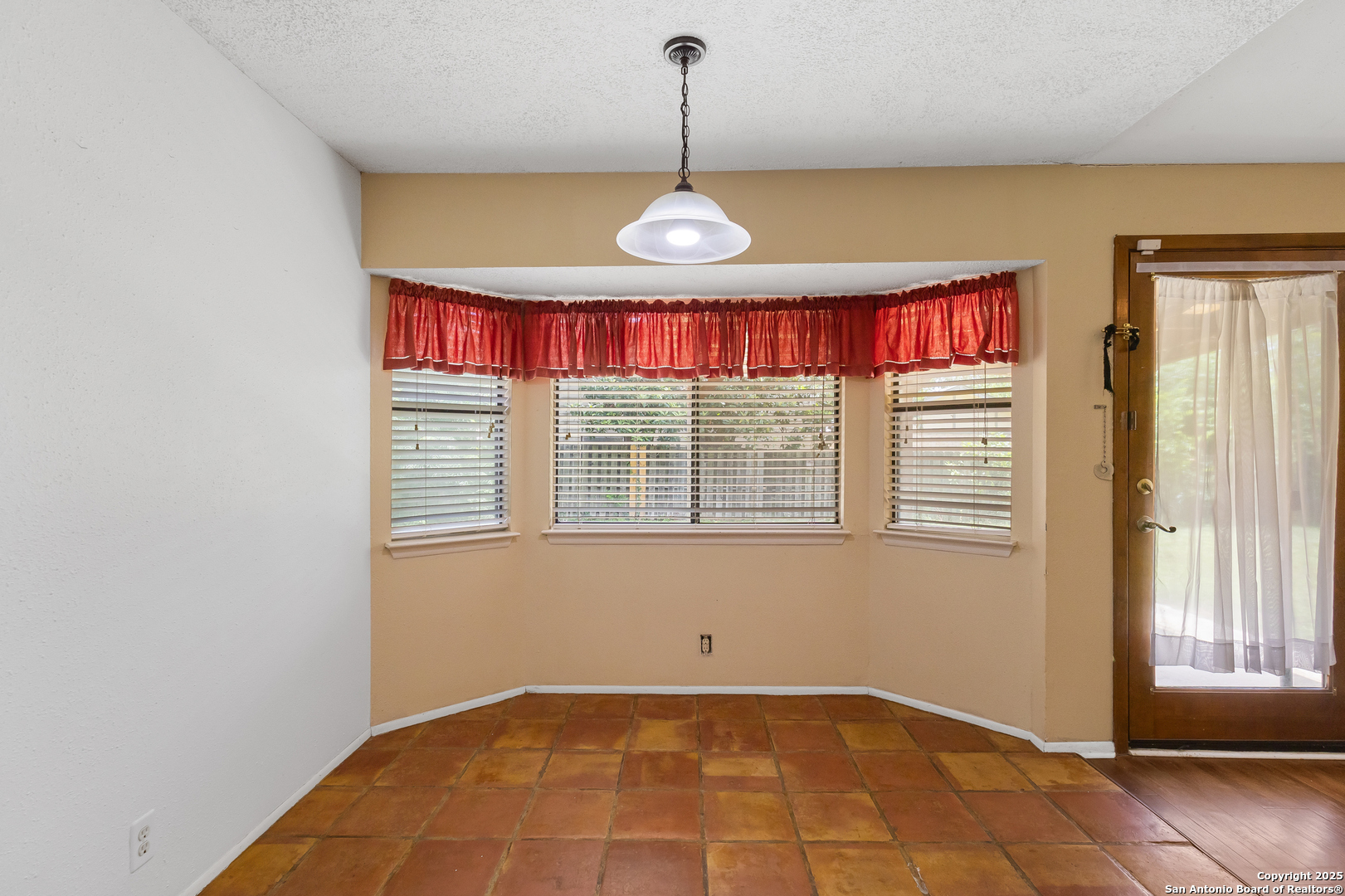 6726 Country Field San Antonio TX 78240