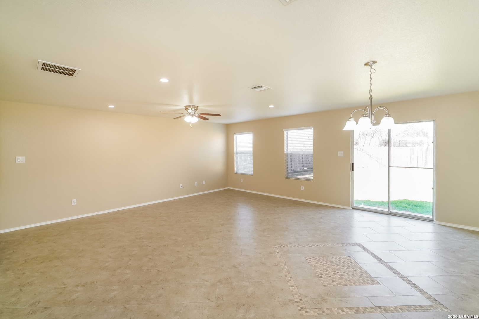 3947 Key West Converse TX 78109