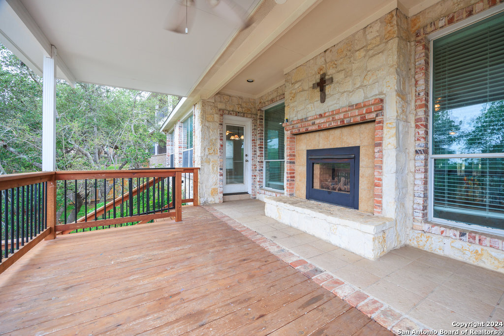 410 Cadence Hill San Antonio TX 78260