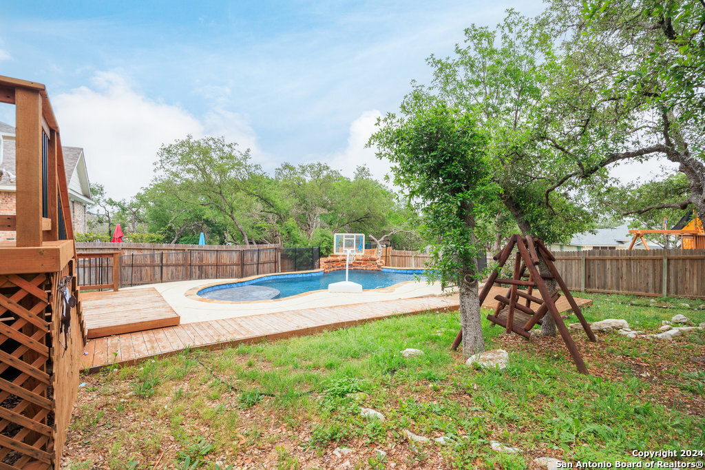 410 Cadence Hill San Antonio TX 78260