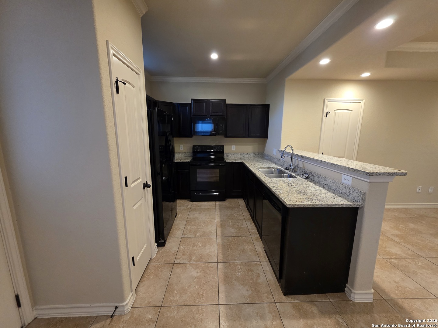 6838 Lakeview Drive San Antonio TX 78244