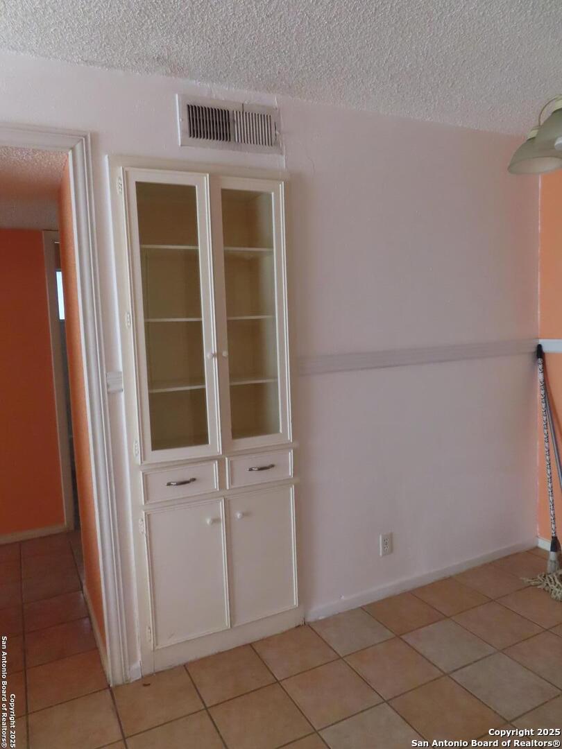 9503 Powhatan San Antonio TX 78230