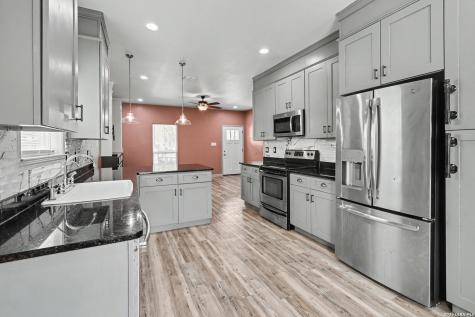 2071 Hornsby Spring Branch TX 78070