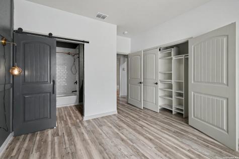 2071 Hornsby Spring Branch TX 78070