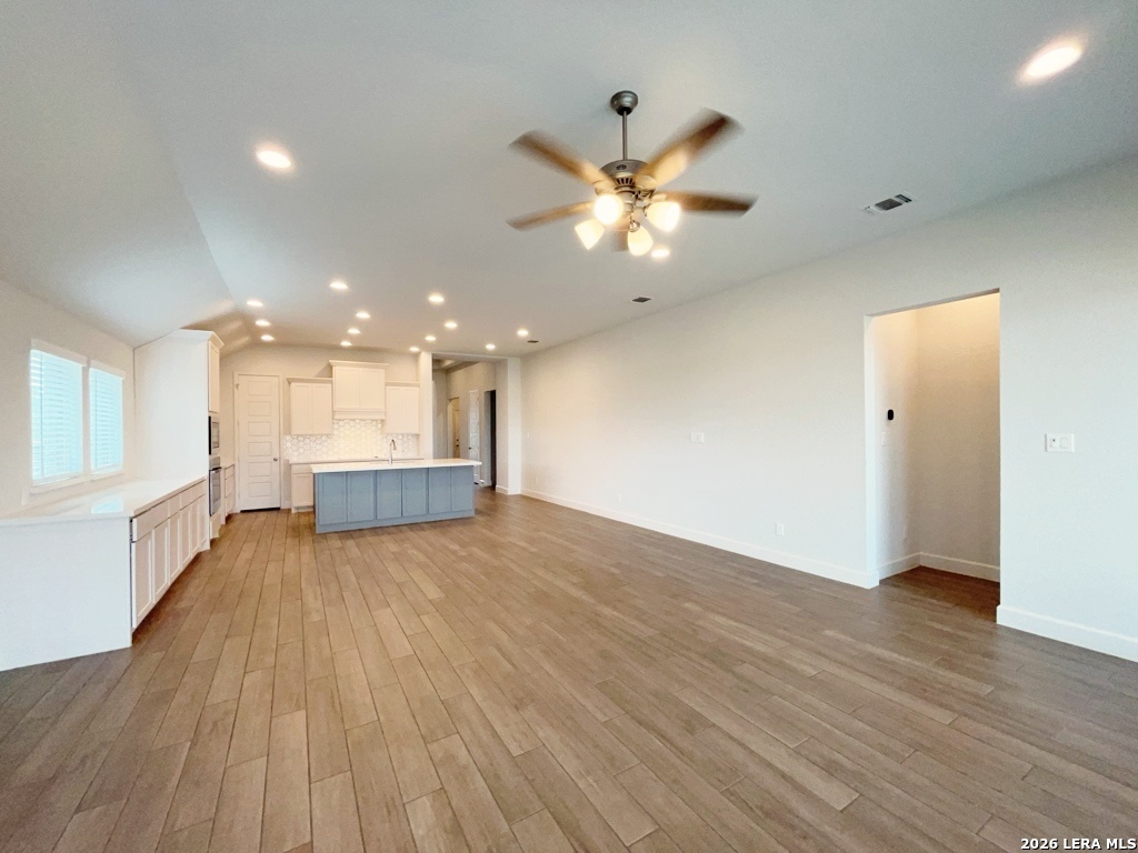 116 Spanish Oak Castroville TX 78009