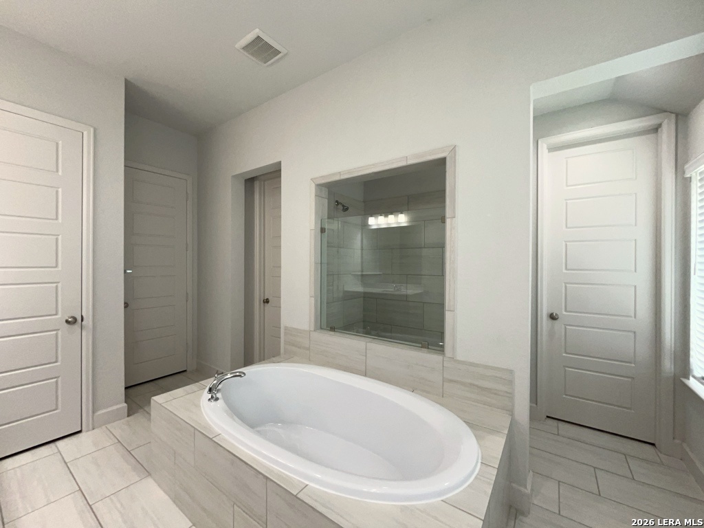 116 Spanish Oak Castroville TX 78009