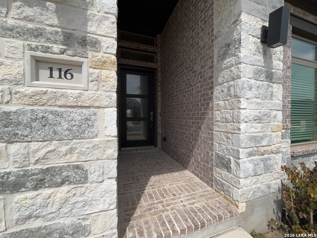 116 Spanish Oak Castroville TX 78009
