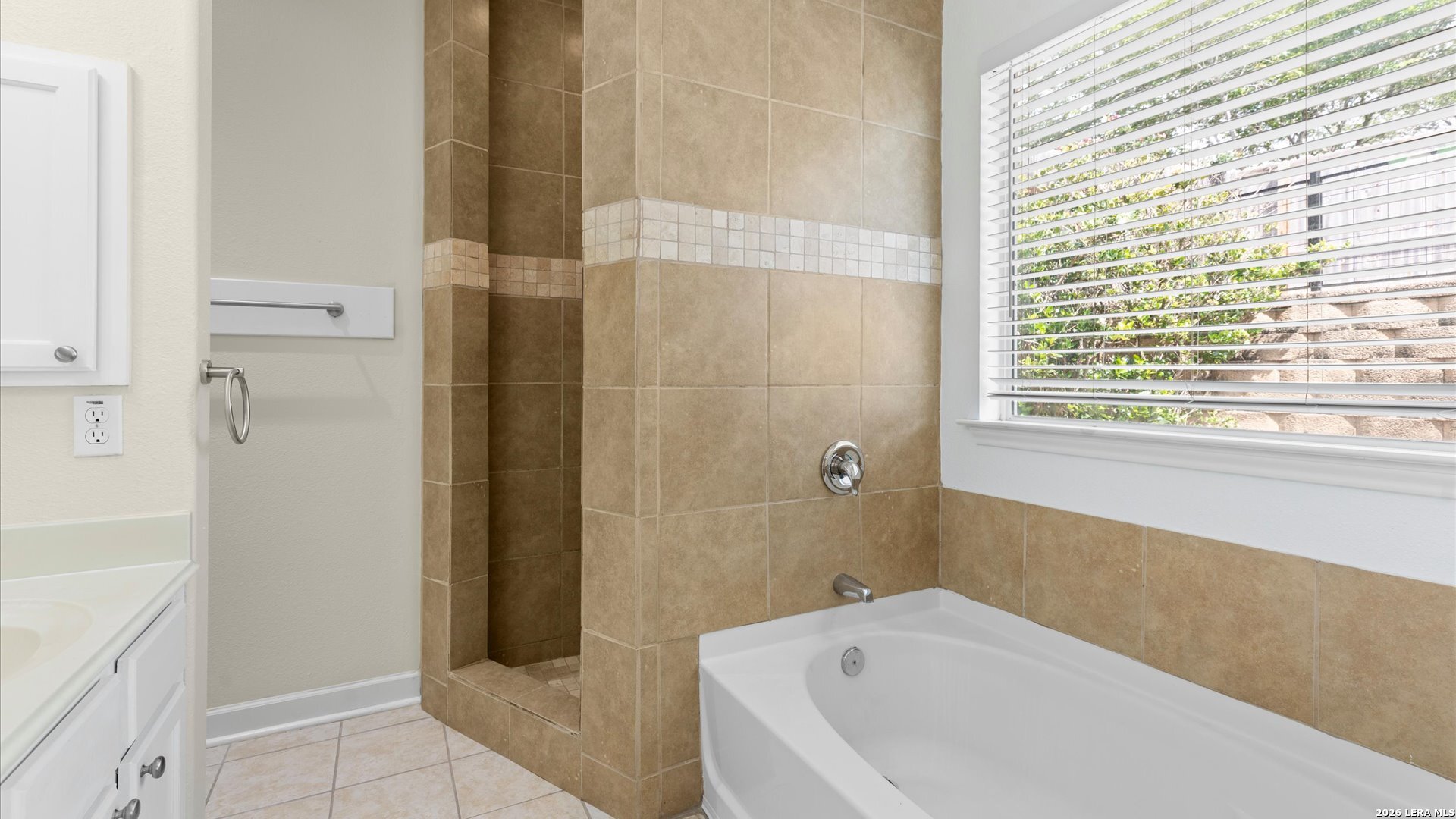 6730 Nora Vista Way San Antonio TX 78233