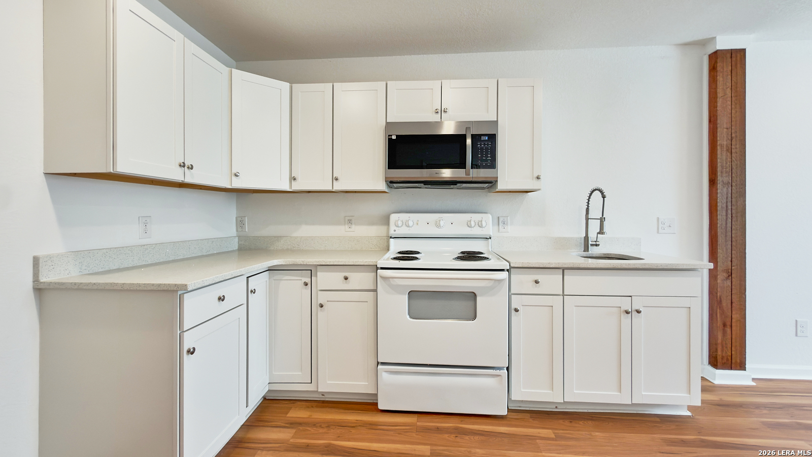 3038 W Salinas San Antonio TX 78207