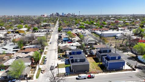3038 W Salinas San Antonio TX 78207