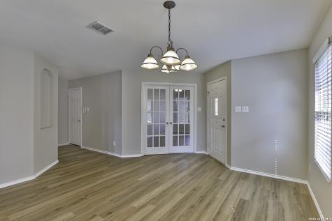 233 N Willow Way Cibolo TX 78108
