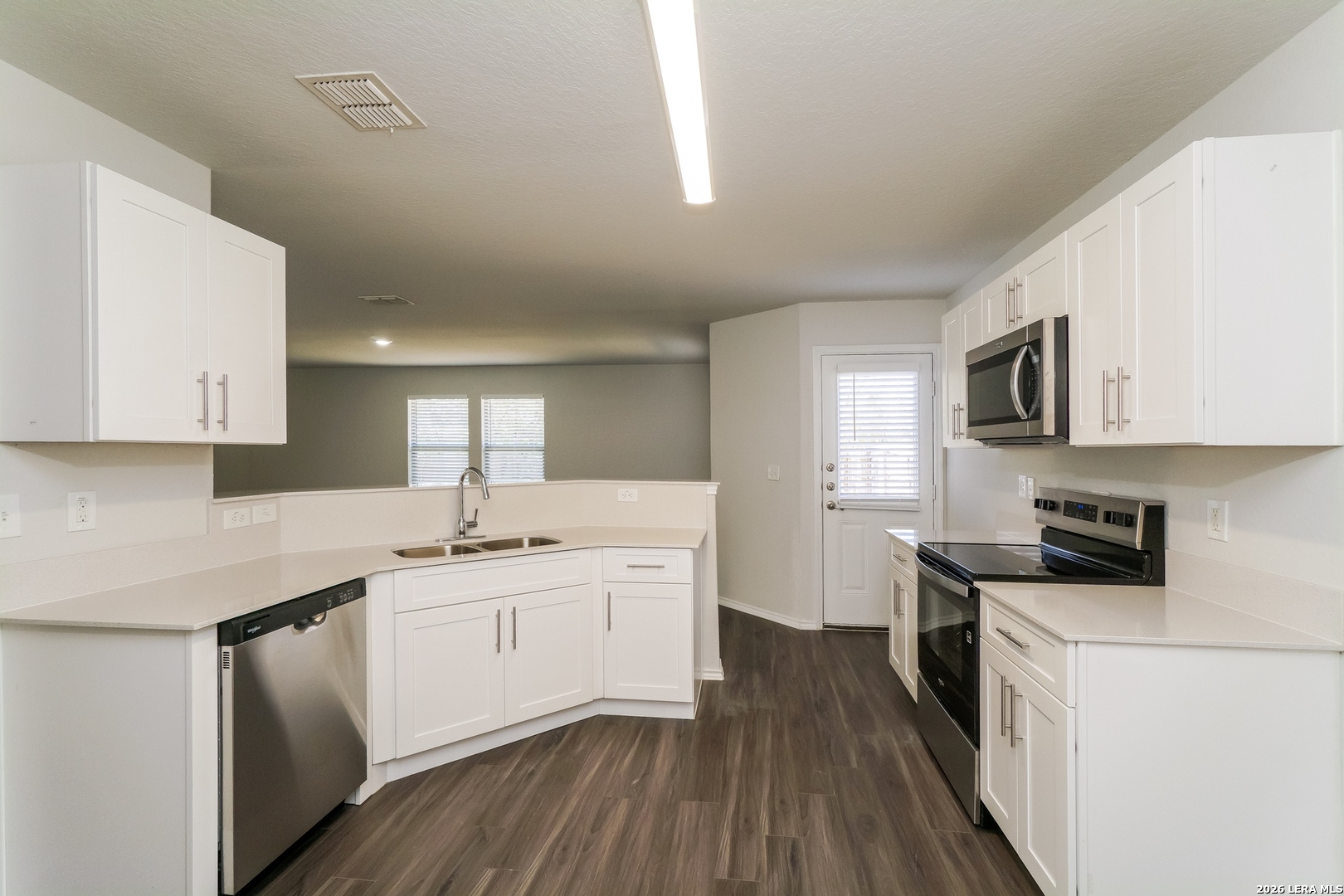 7611 Millchase San Antonio TX 78218