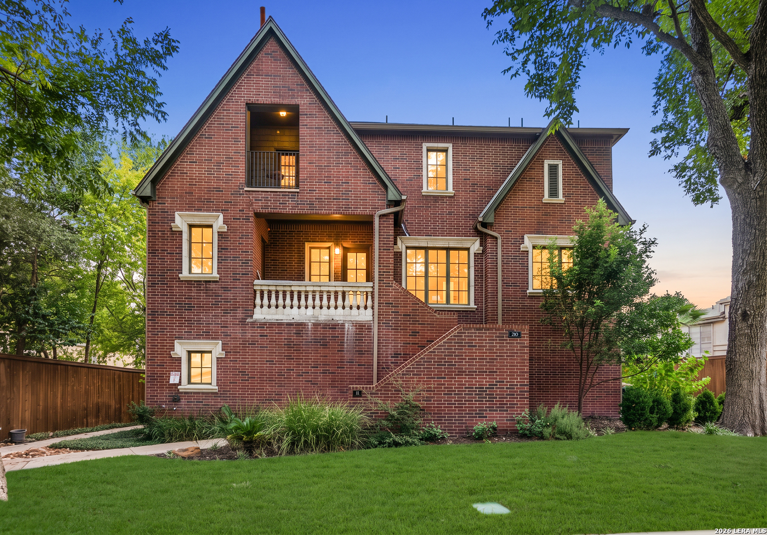 210 Arcadia Place San Antonio TX 78209