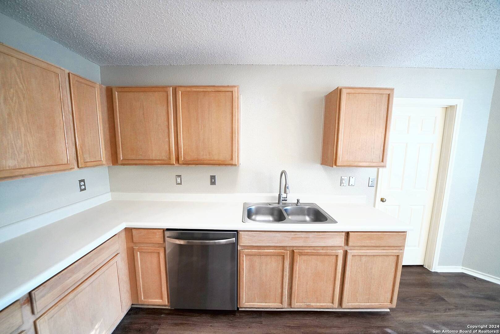 264 Victoria Point Schertz TX 78154