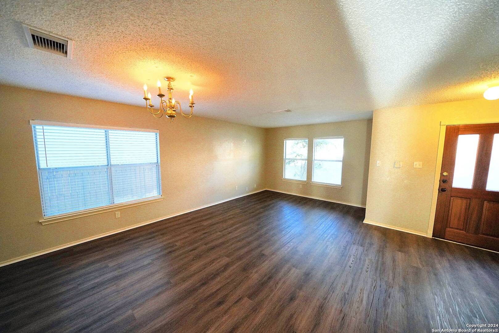 264 Victoria Point Schertz TX 78154