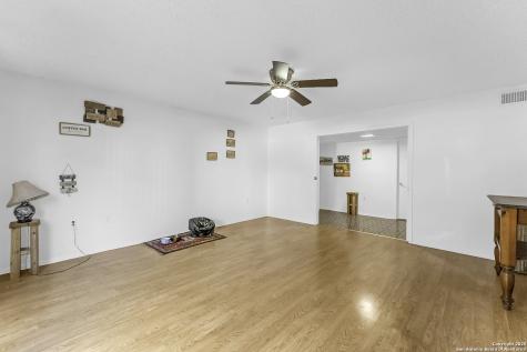 3803 Barrington San Antonio TX 78217