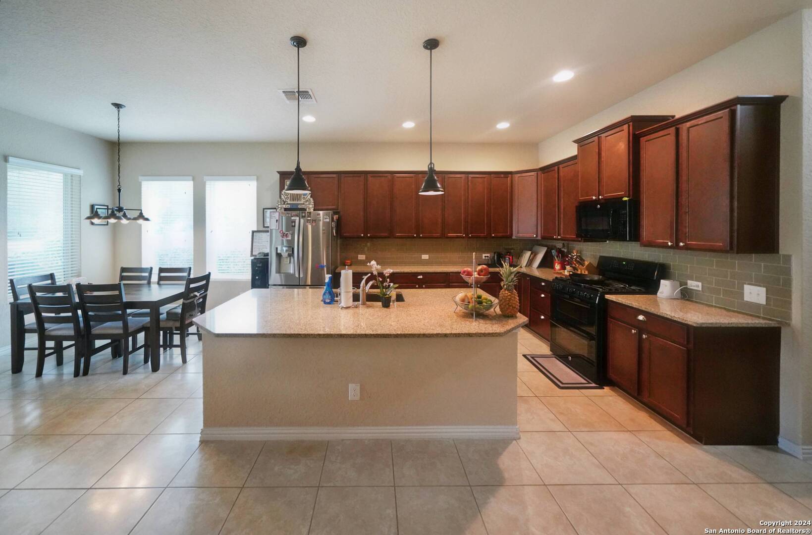 9125 Trail Stem Schertz TX 78154