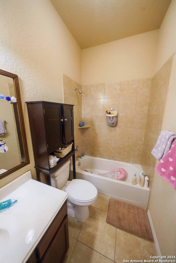 9125 Trail Stem Schertz TX 78154