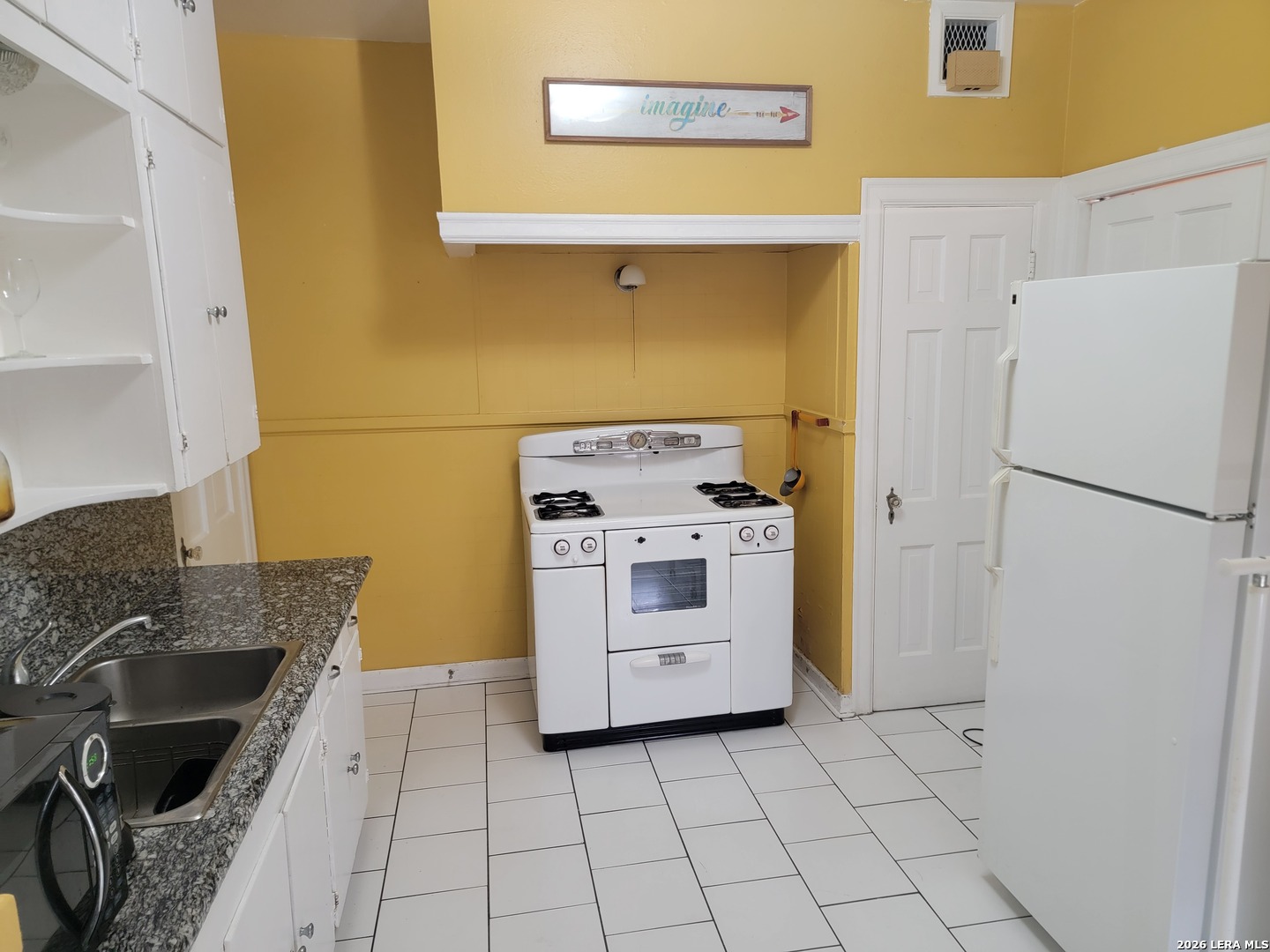 273 E Lullwood Avenue San Antonio TX 78212