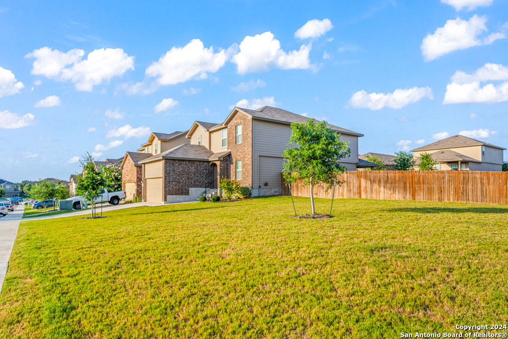 1618 Mossy Jasper San Antonio TX 78245
