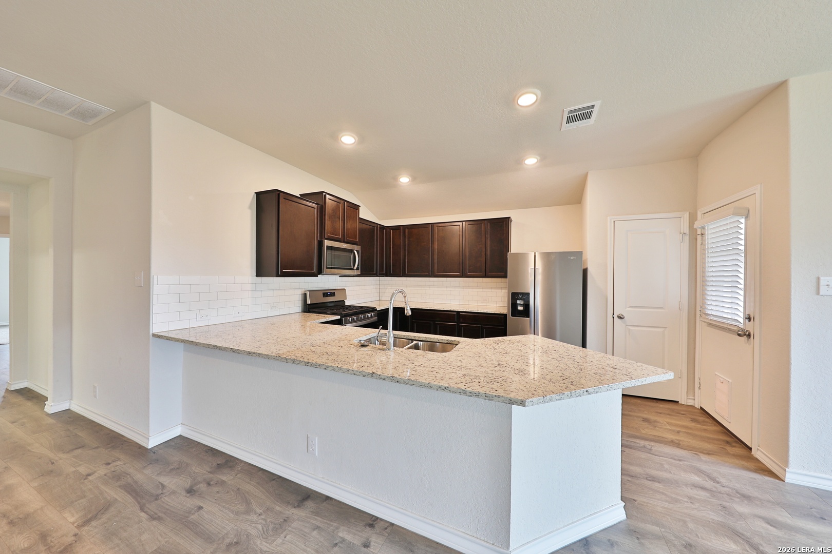116 Scarlet Macaw San Antonio TX 78253