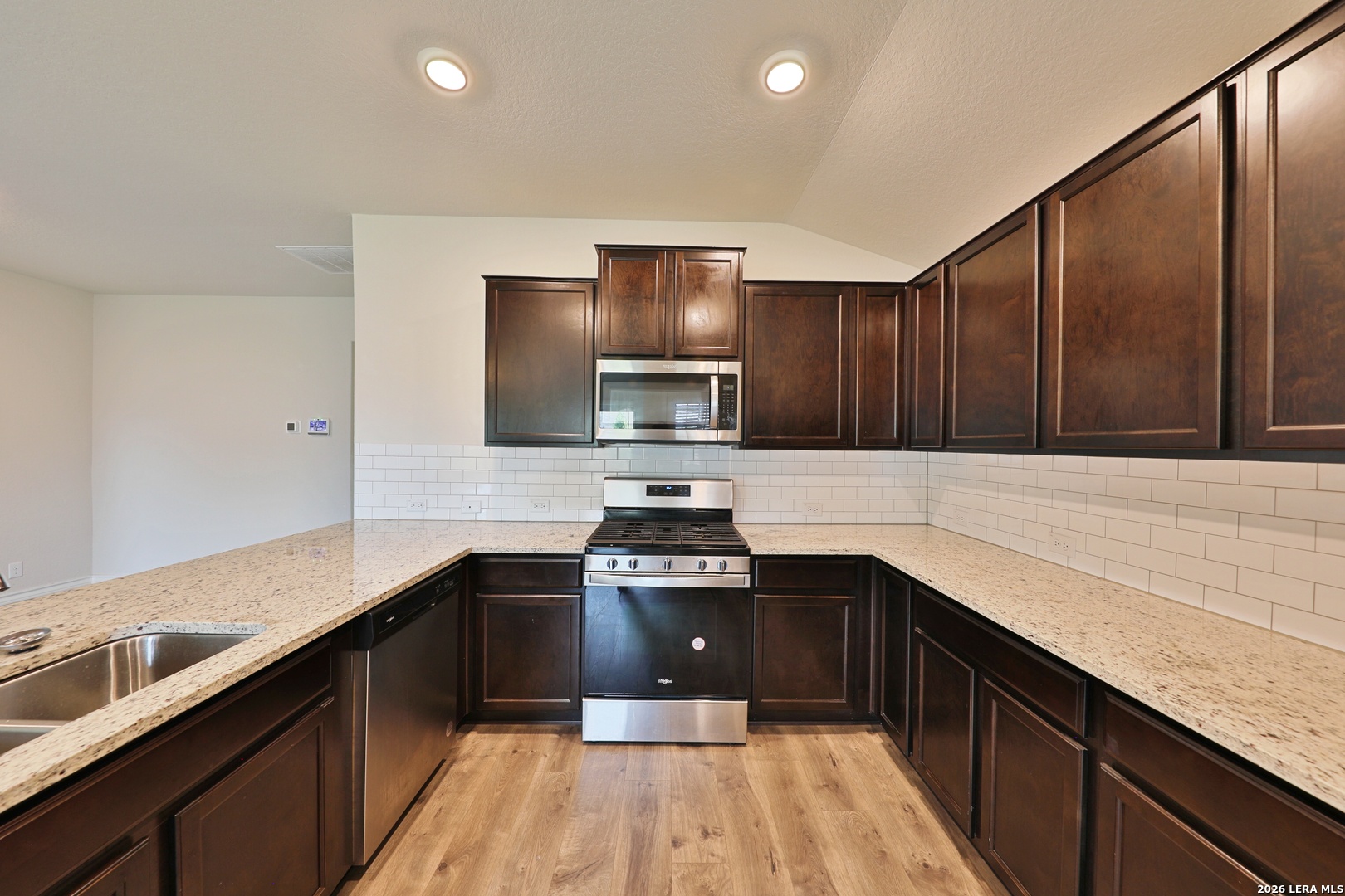 116 Scarlet Macaw San Antonio TX 78253