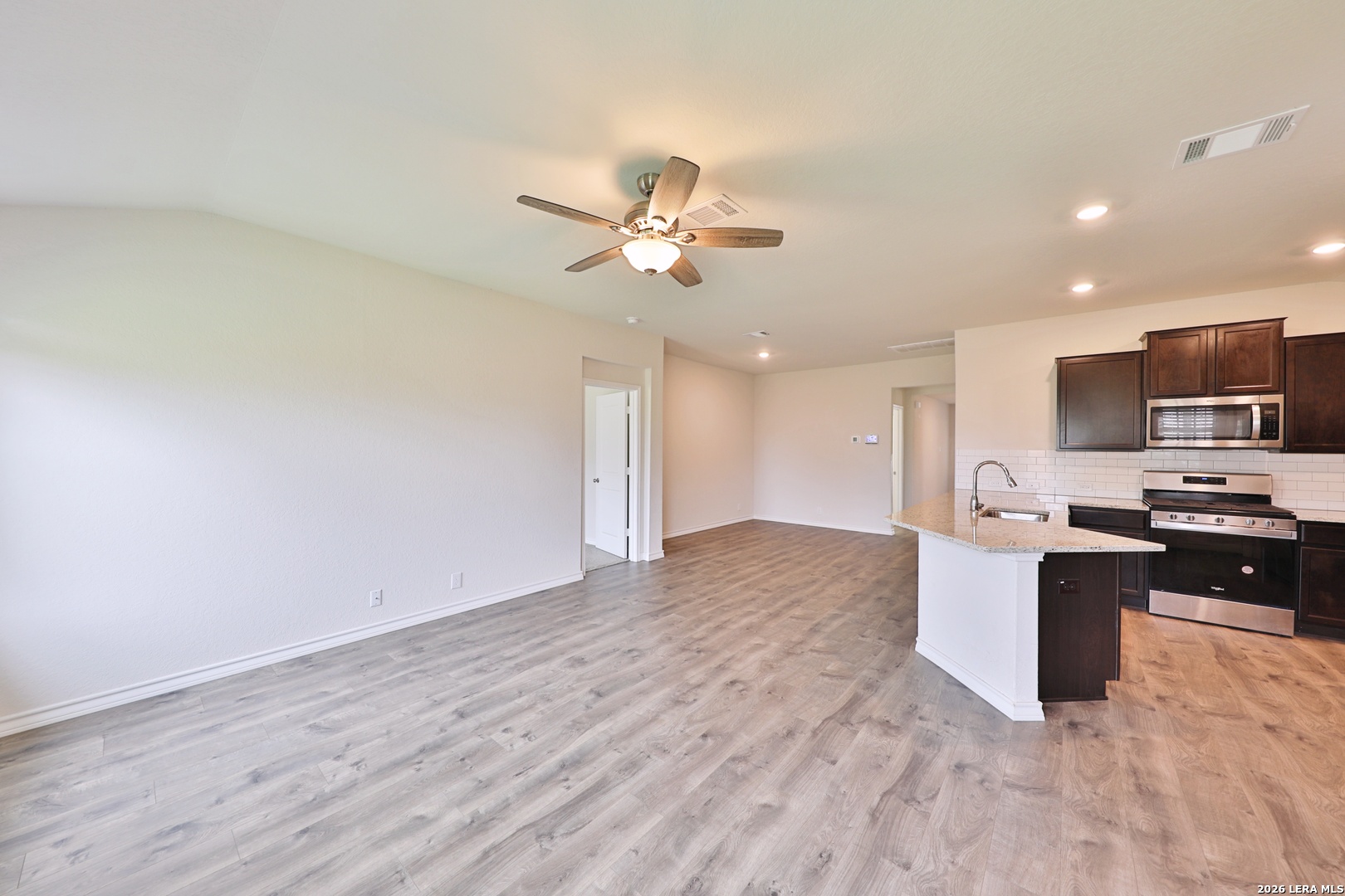 116 Scarlet Macaw San Antonio TX 78253