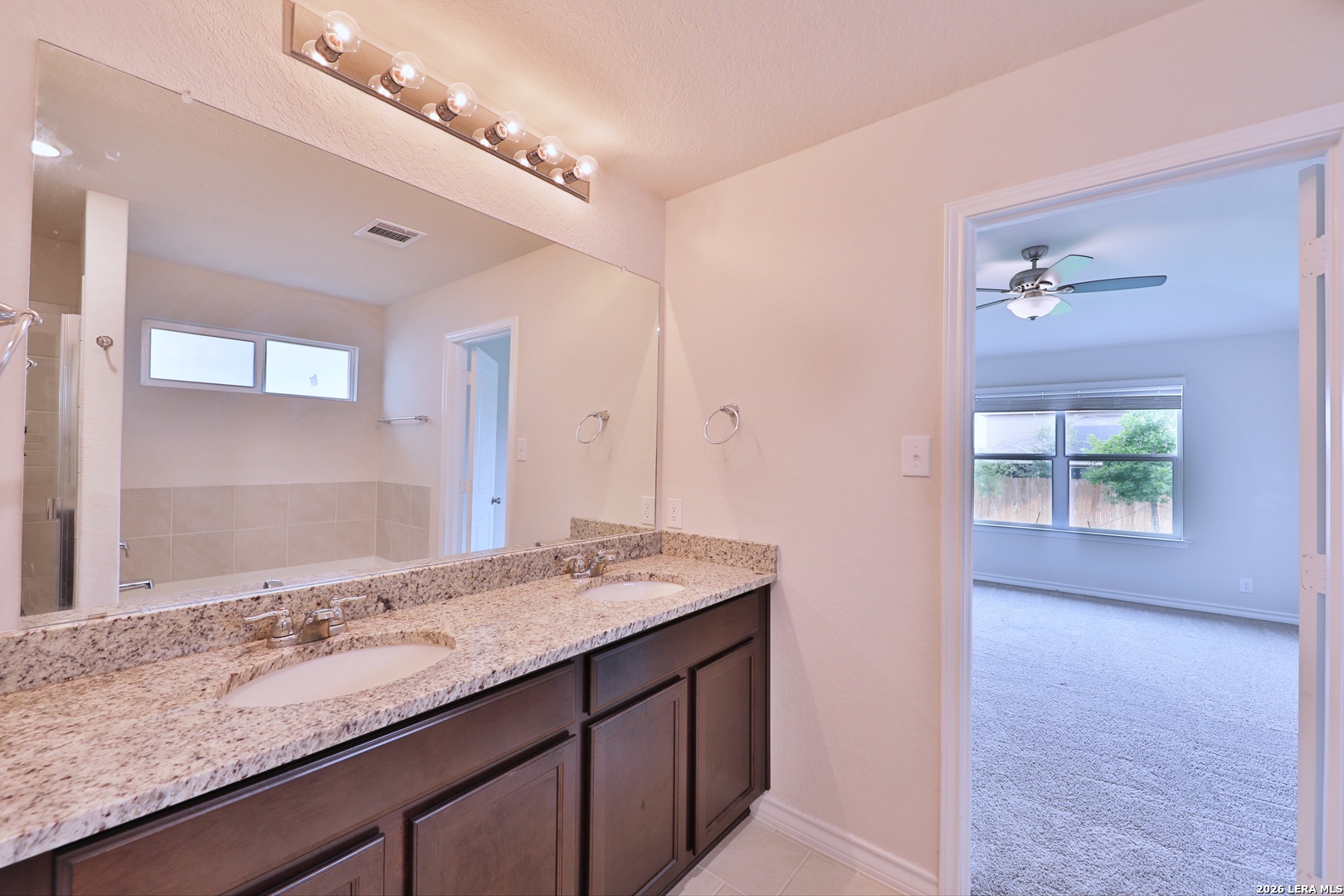 116 Scarlet Macaw San Antonio TX 78253
