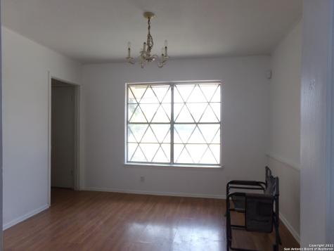 5975 Babcock San Antonio TX 78240