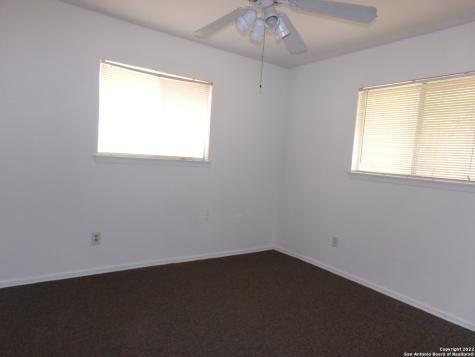 5975 Babcock San Antonio TX 78240