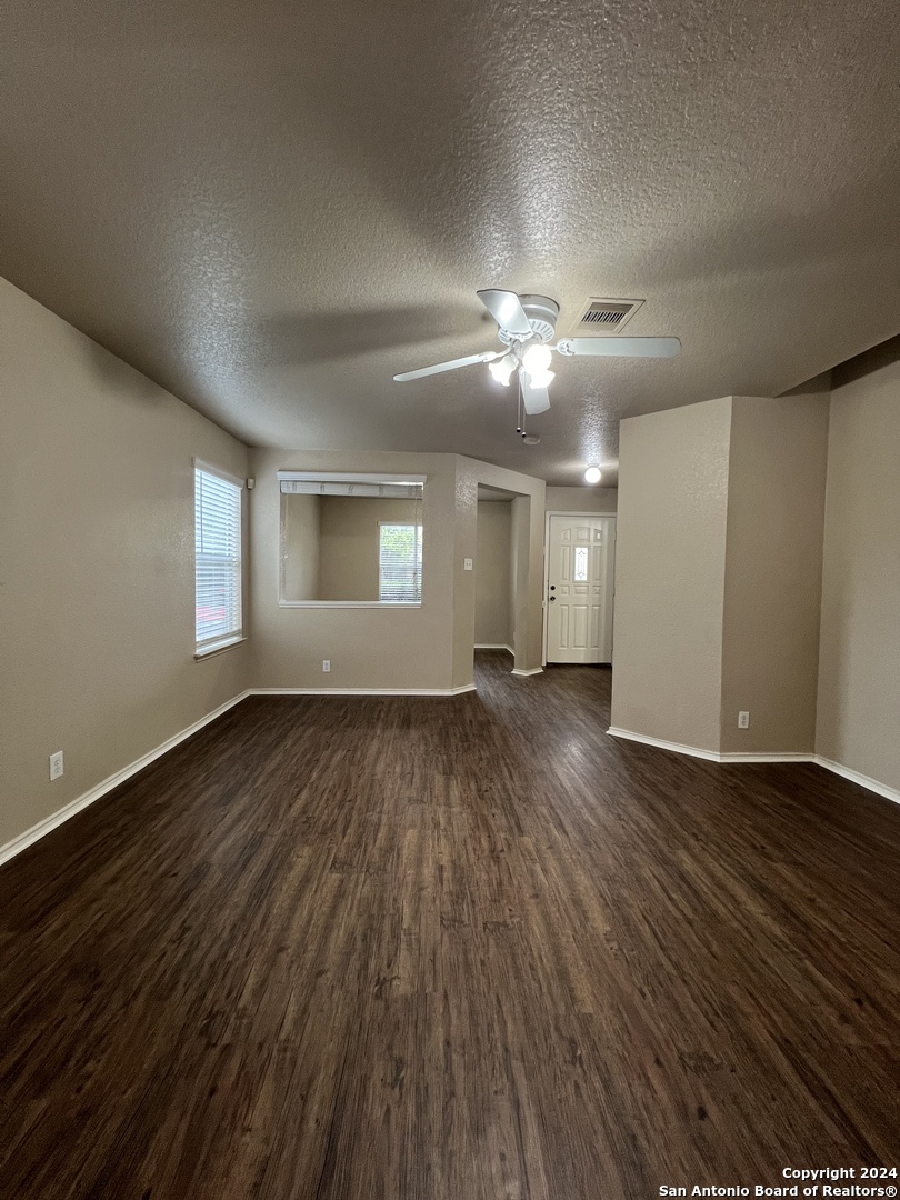 849 Barrel Point San Antonio TX 78251