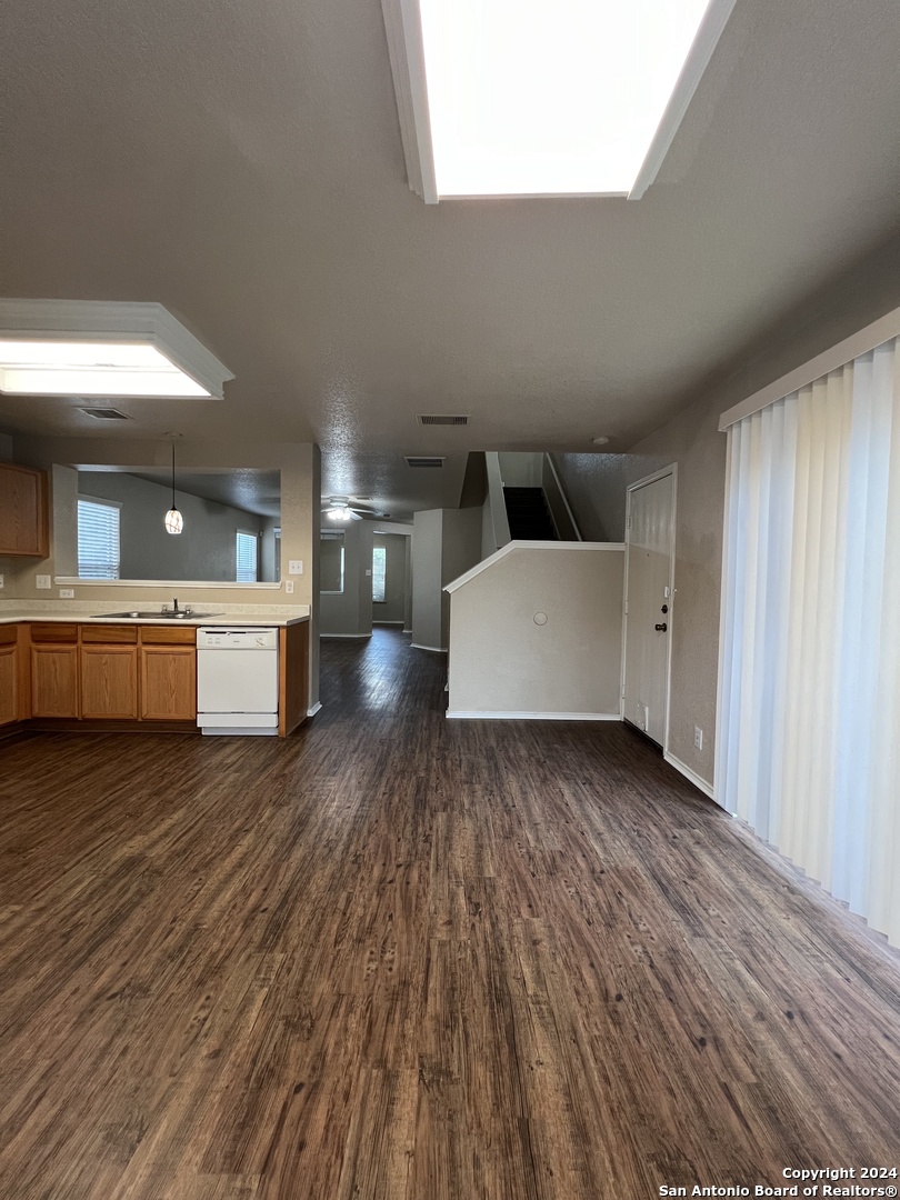 849 Barrel Point San Antonio TX 78251
