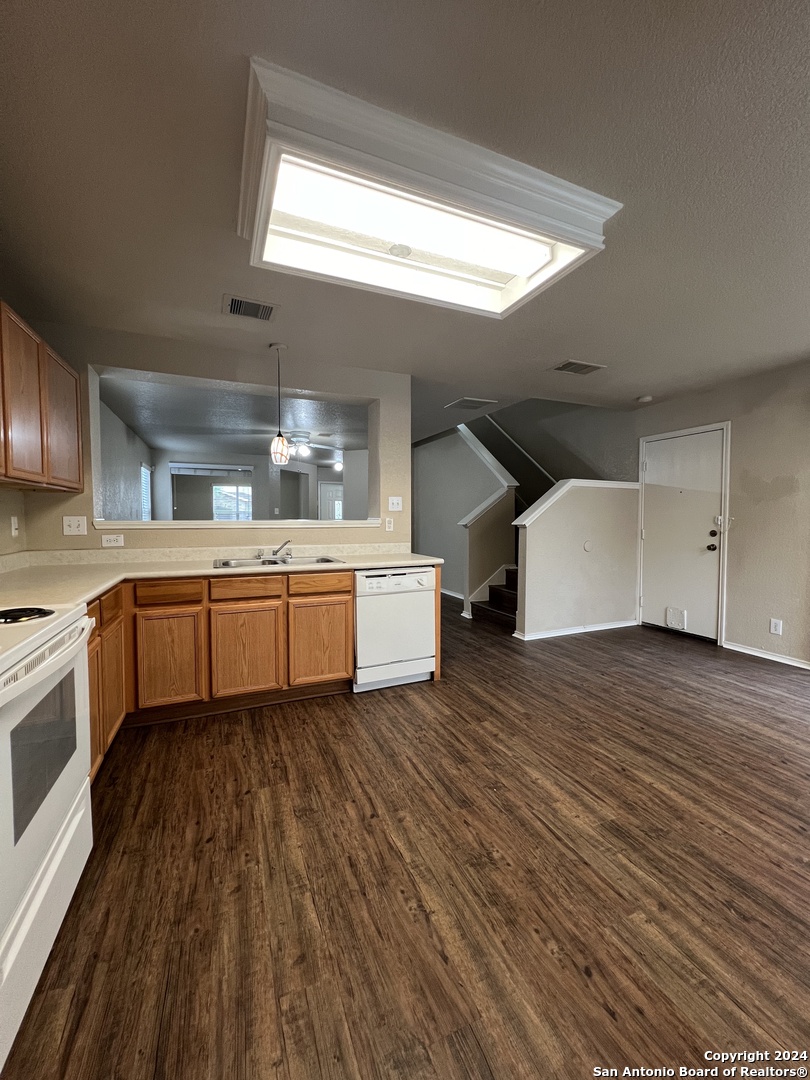 849 Barrel Point San Antonio TX 78251