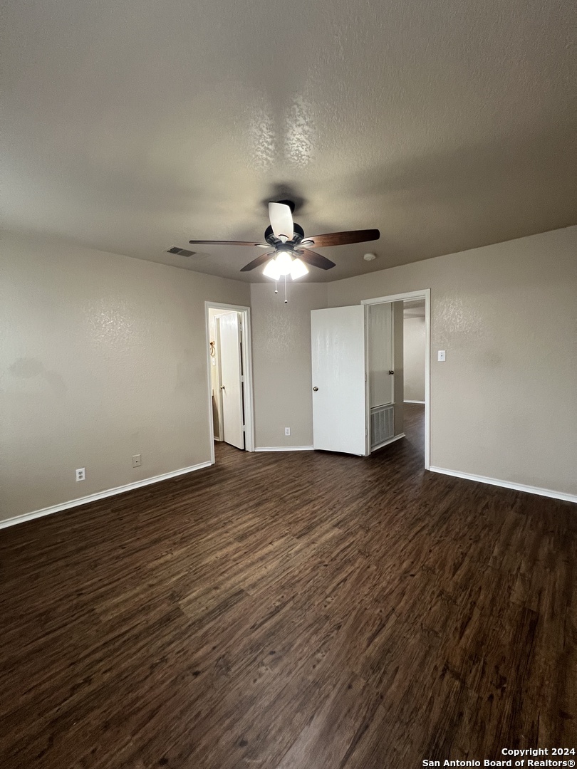849 Barrel Point San Antonio TX 78251