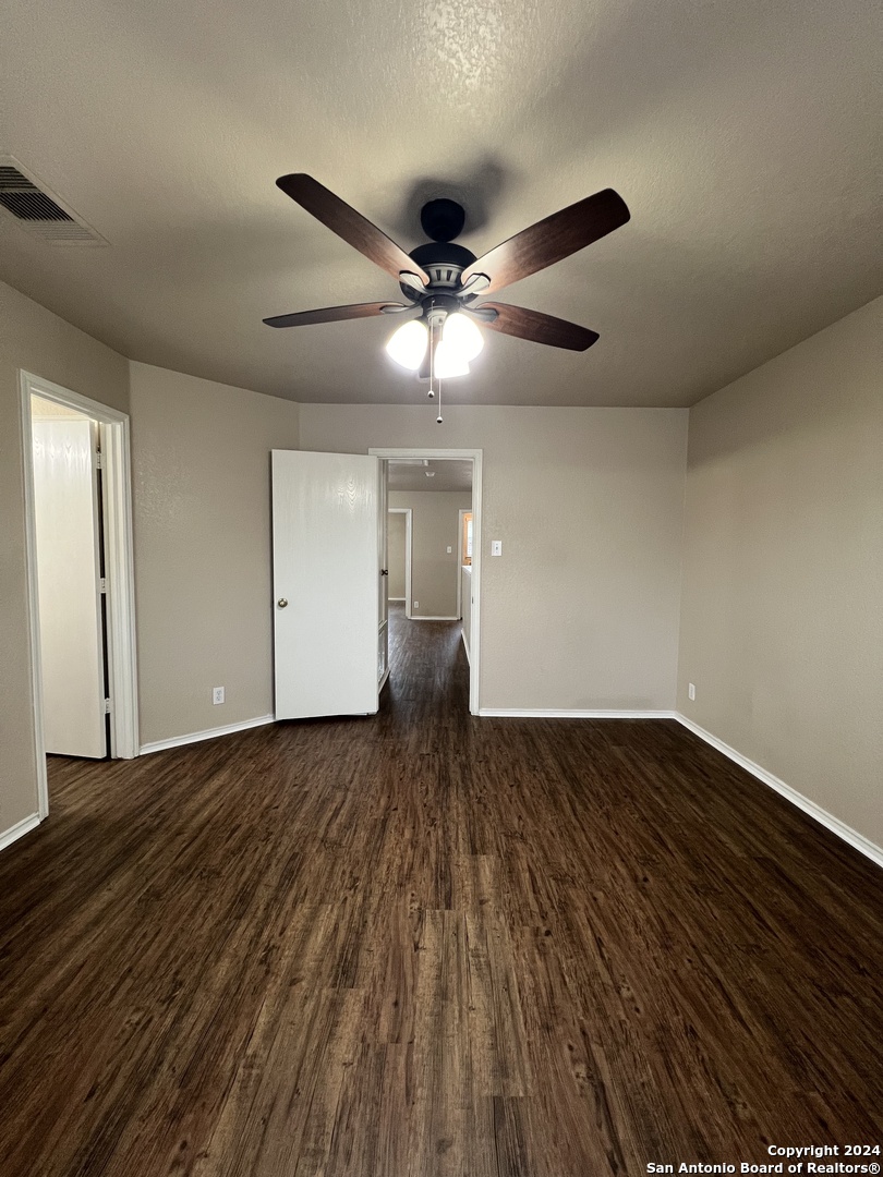 849 Barrel Point San Antonio TX 78251