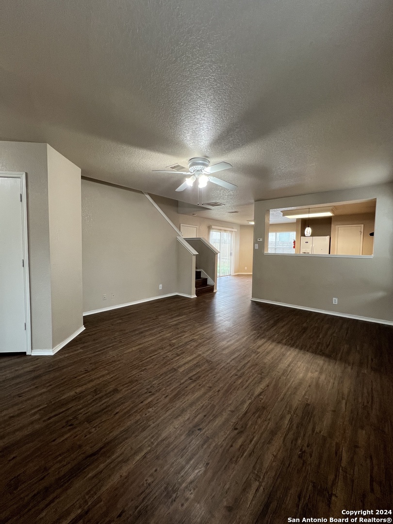 849 Barrel Point San Antonio TX 78251