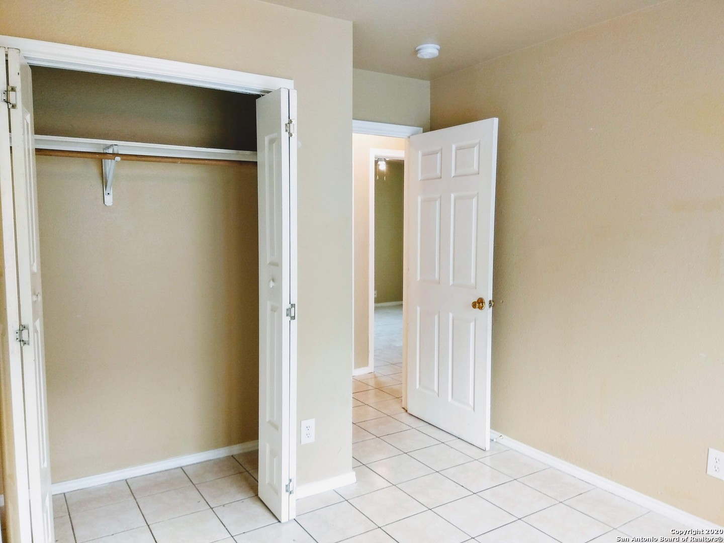 422 Amires Place San Antonio TX 78237