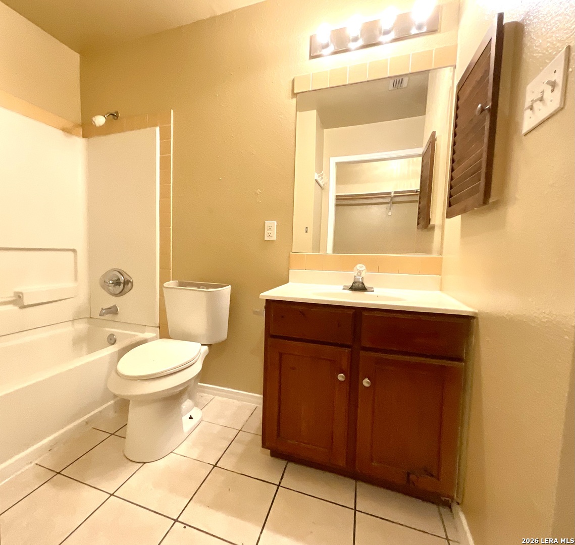 422 Amires Place San Antonio TX 78237