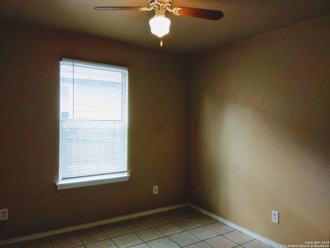 422 Amires Place San Antonio TX 78237