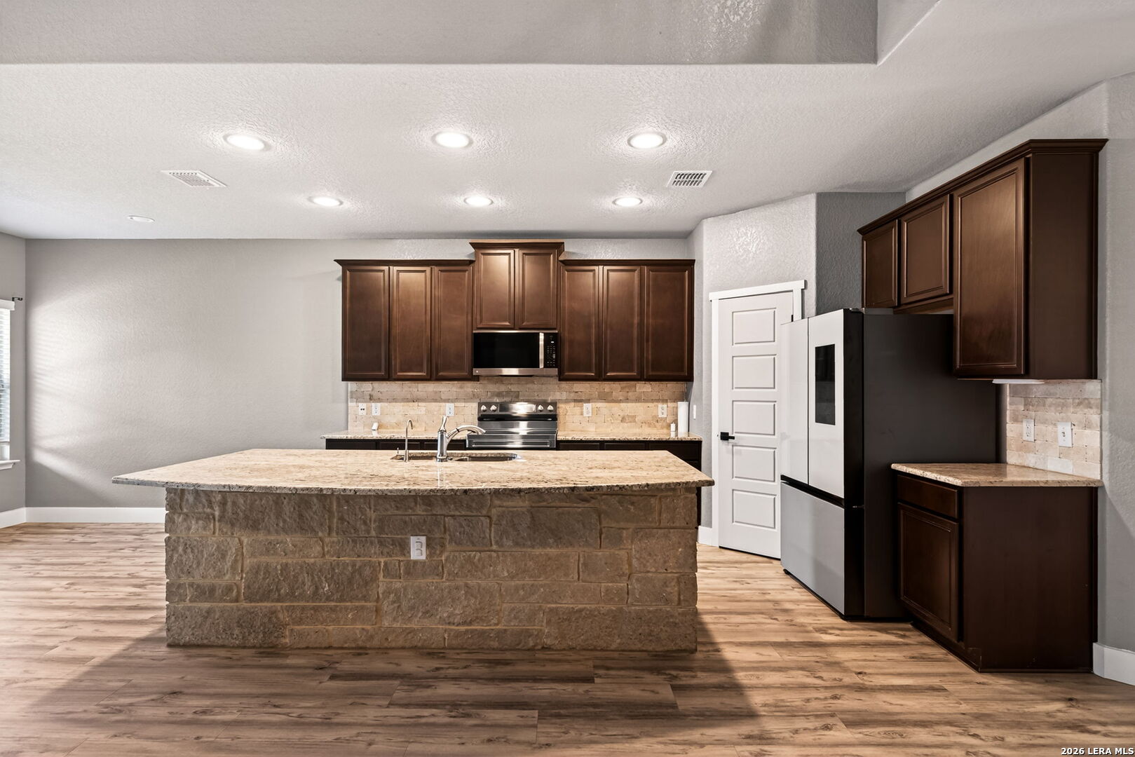 724 Saddle Canyon Cibolo TX 78108