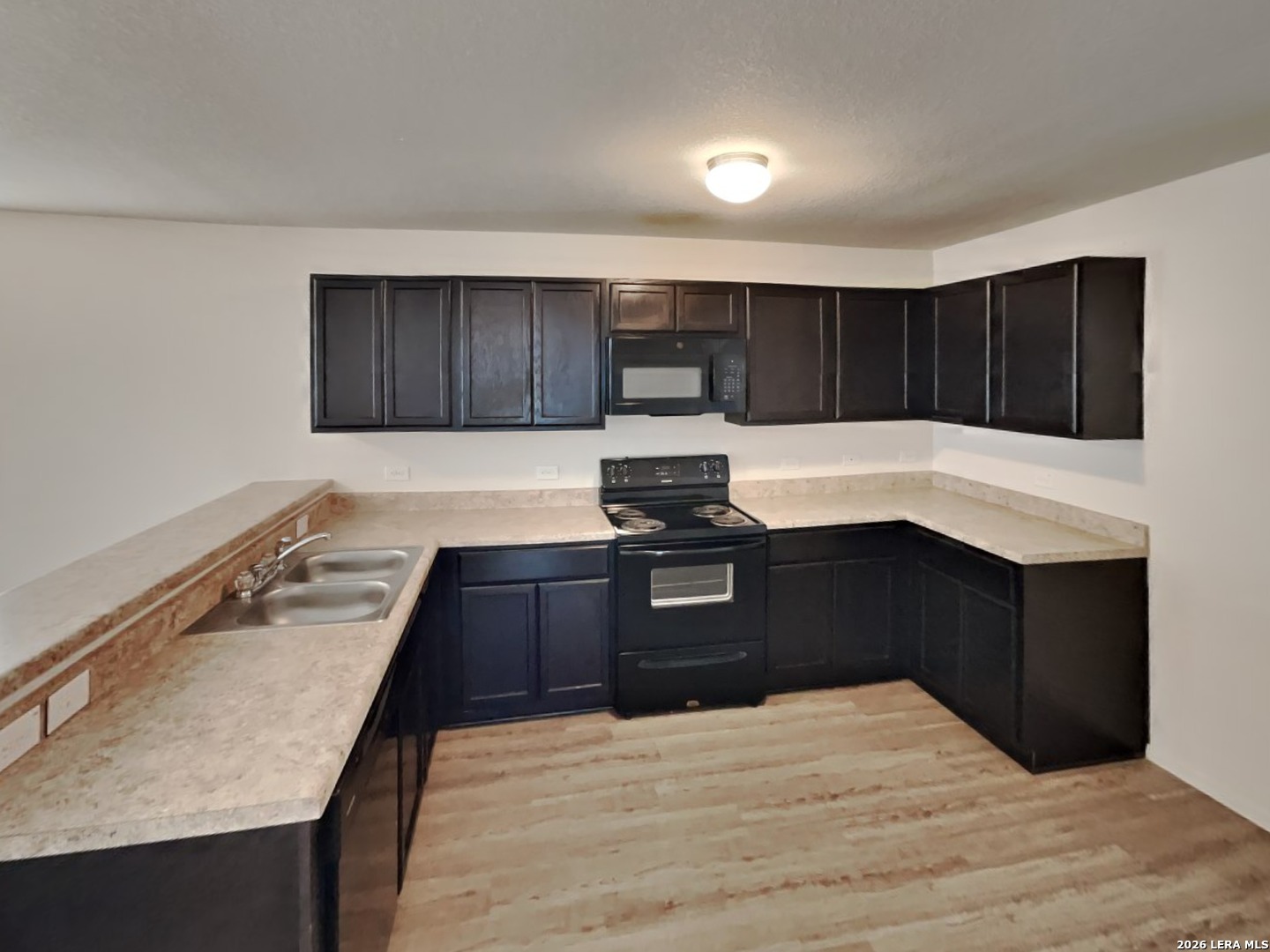 9535 Apple Ridge San Antonio TX 78239