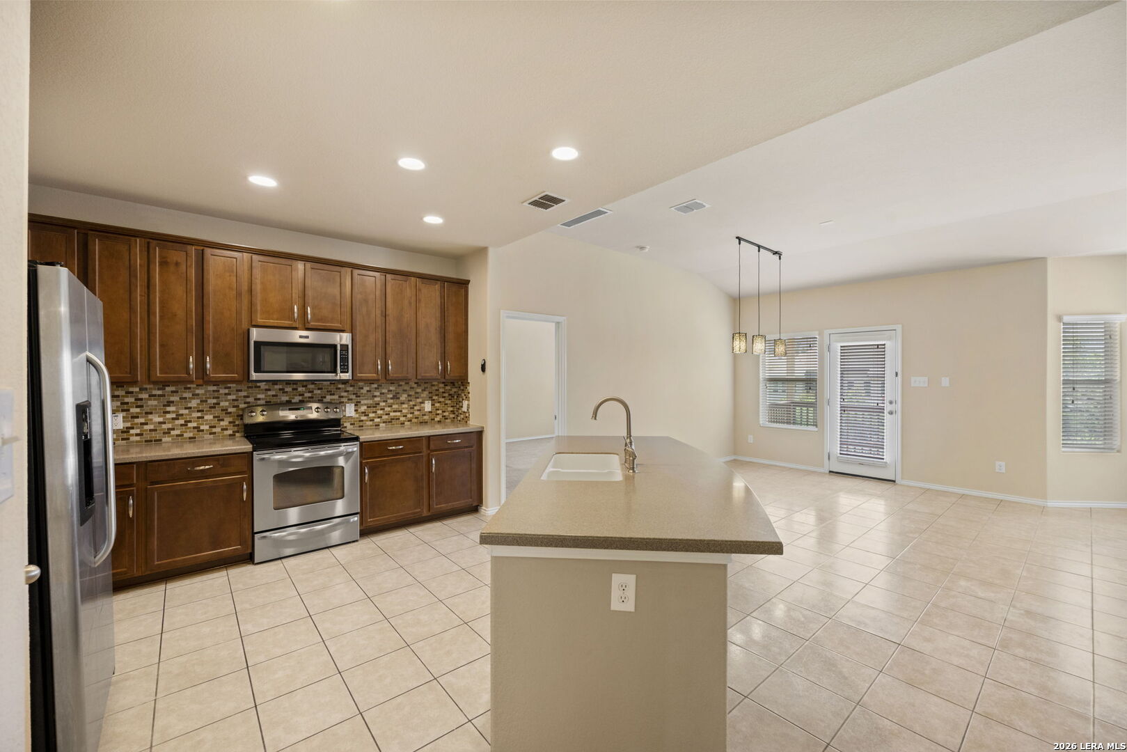 25839 Big Bluestem San Antonio TX 78261