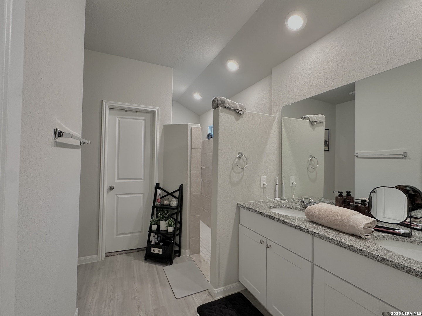 9210 Landa Falls San Antonio TX 78254