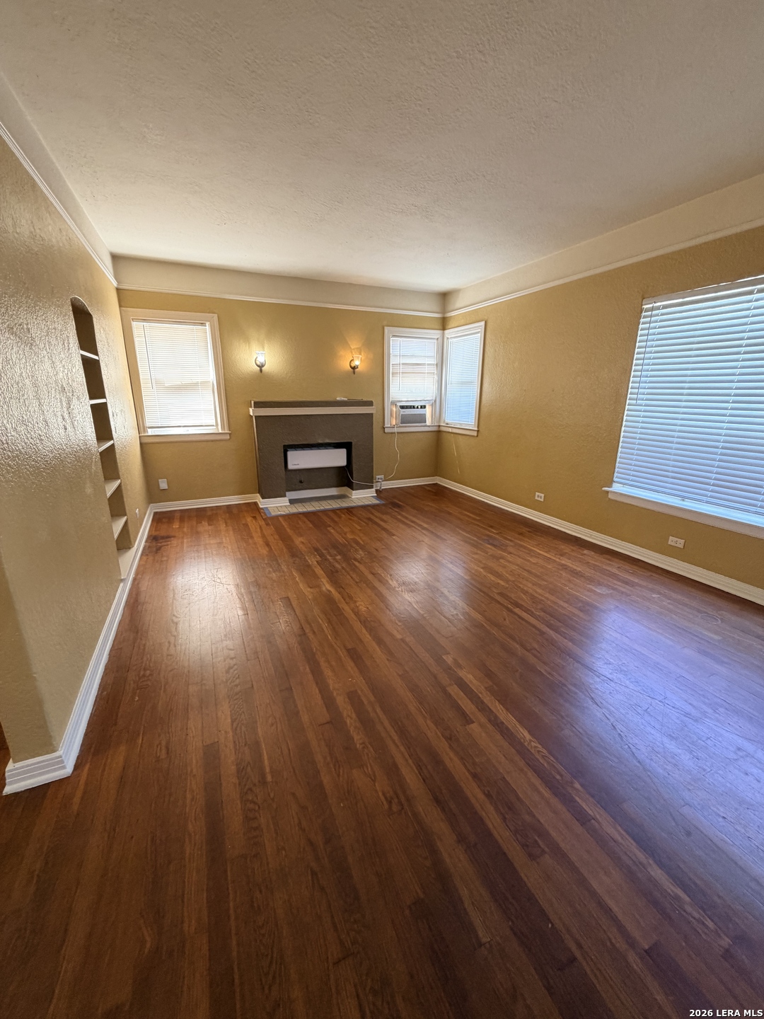268 E Lullwood Avenue San Antonio TX 78212