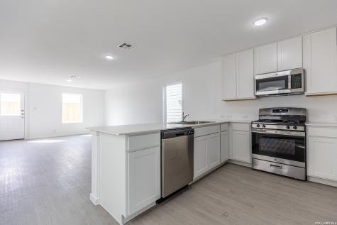 12034 La Cuchilla San Antonio TX 78245