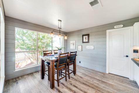 43 N Fm 3351 Bergheim TX 78004
