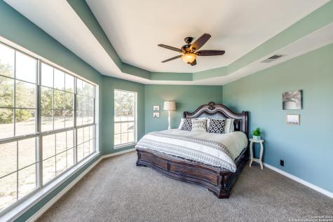 43 N Fm 3351 Bergheim TX 78004